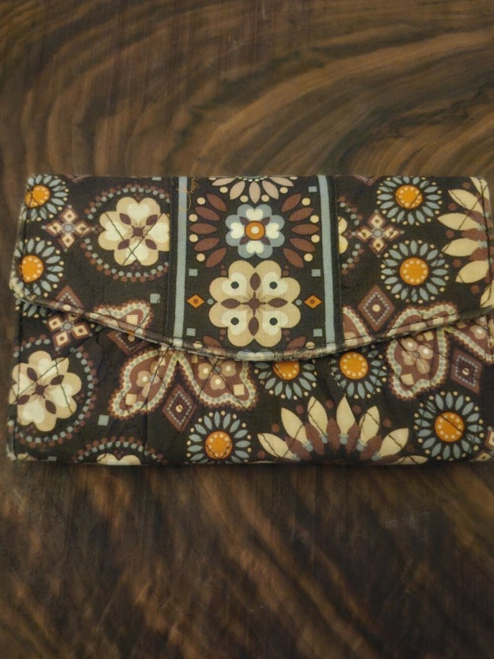 Vera Bradley Trifold Wallet Canyon Pattern Retired Pattern EUC Compact Clutch